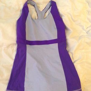 Lululemon Top Size 2 built in bra